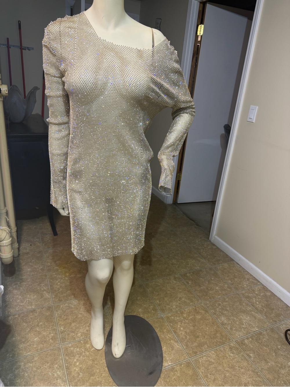AKIRA One-Shoulder Sparkle Mini Dress in Champagne